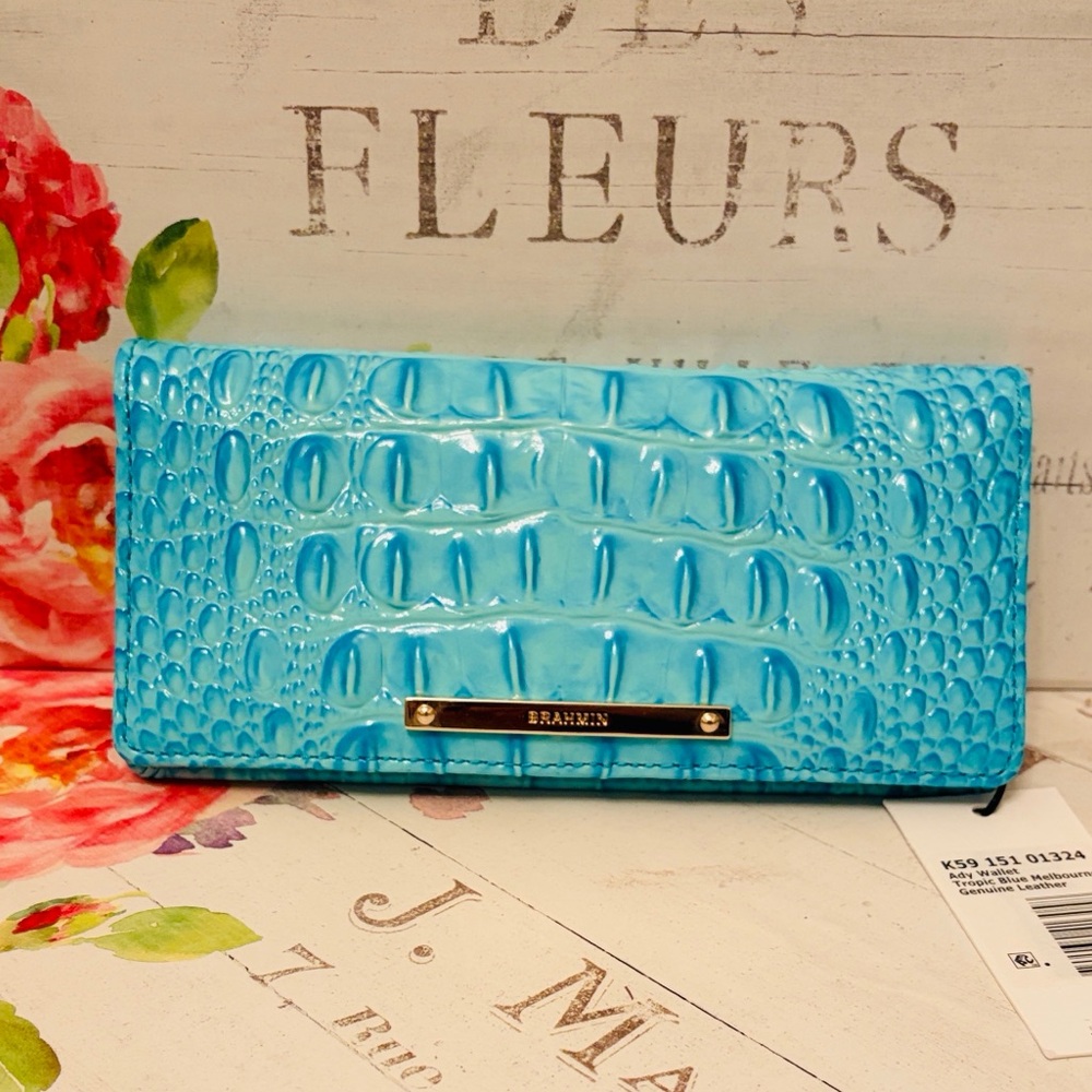 NWT✨BRAHMIN TROPIC BLUE MELBOURNE🩵 ADY WALLET RARE - Picture 7 of 16